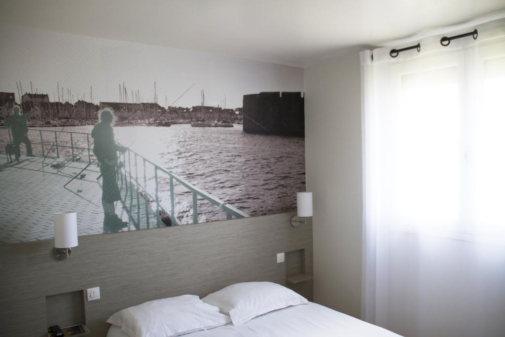 פלרין Logis, Hotel Au Chene Vert מראה חיצוני תמונה